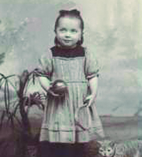 Teresa lúc 4 tuổi